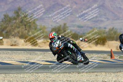 media/Jan-16-2022-CVMA (Sun) [[7f3d92989d]]/Race 2 Supersport Middleweight/